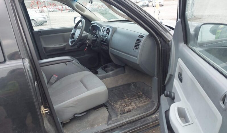 
								2006 Dodge Dakota full									