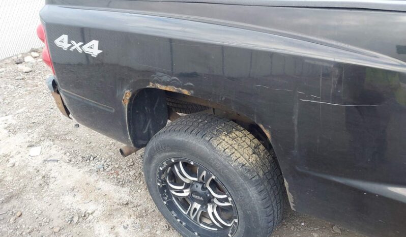 
								2006 Dodge Dakota full									