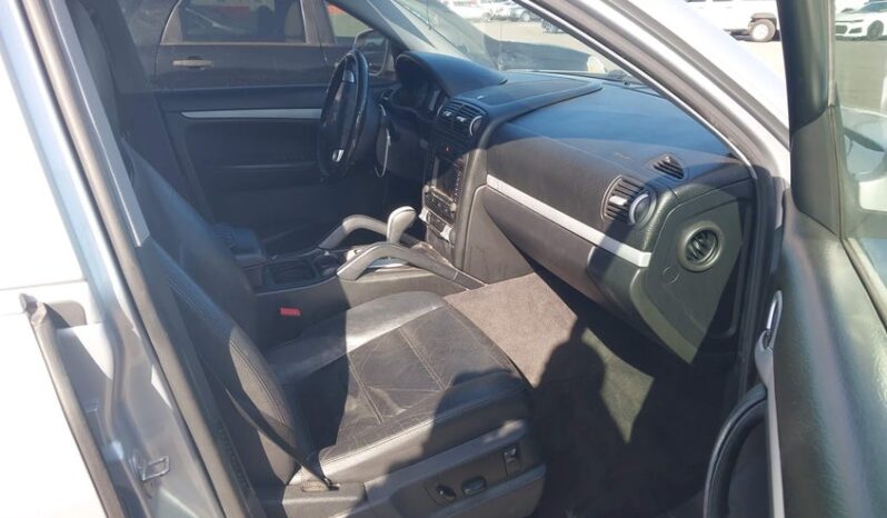 
								2004 Porsche Cayenne full									