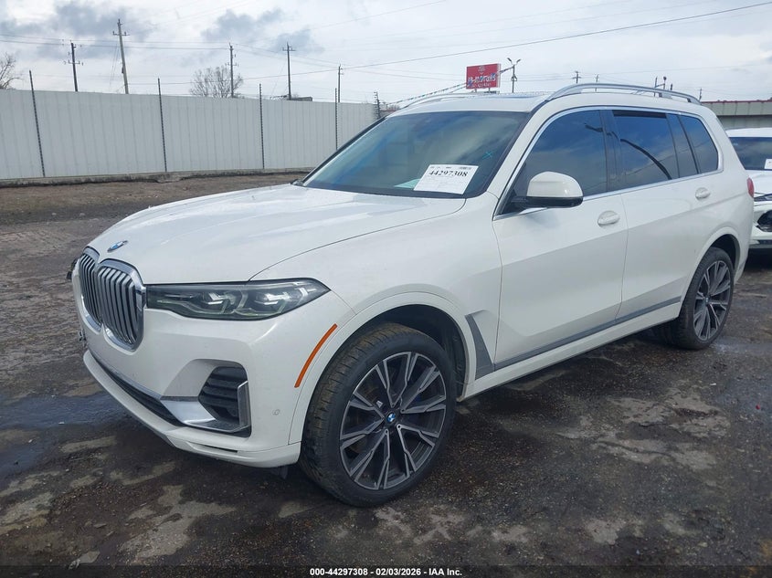 2020 BMW X7