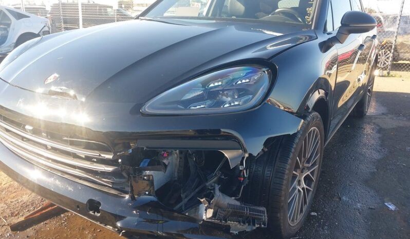 
								2023 Porsche Cayenne full									