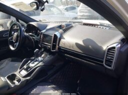 
										2016 Porsche Cayenne full									