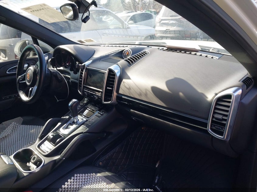 2016 Porsche Cayenne