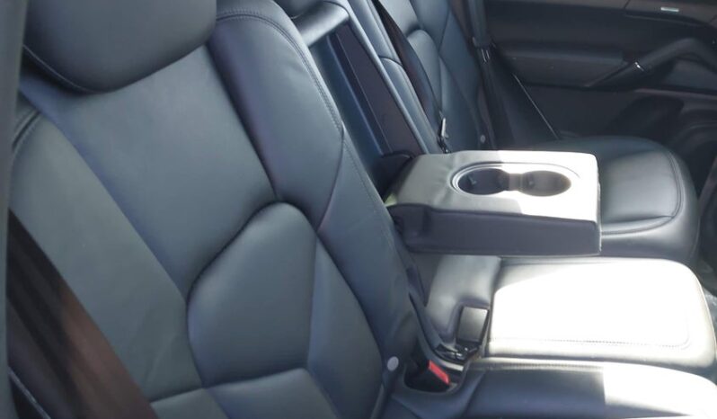
								2016 Porsche Cayenne full									