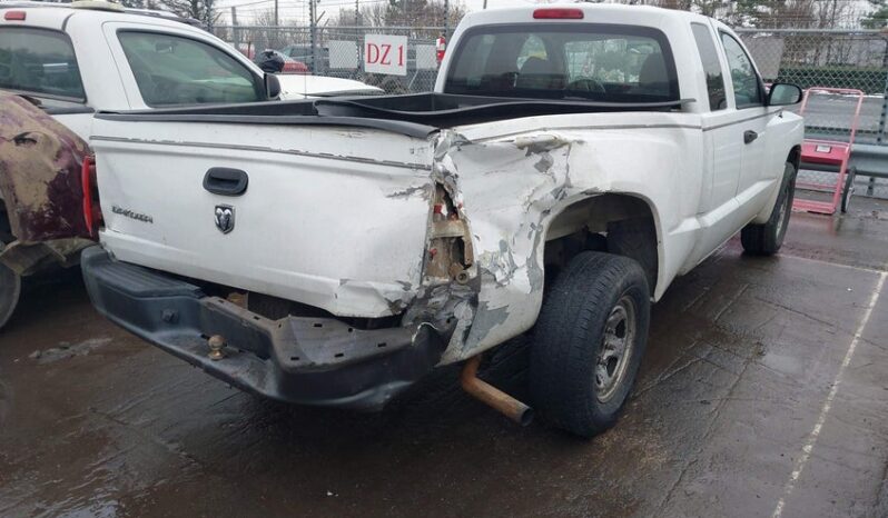 
								2008 Dodge Dakota full									