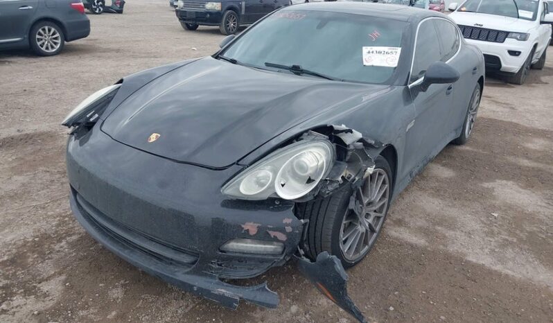 
								2013 Porsche Panamera full									