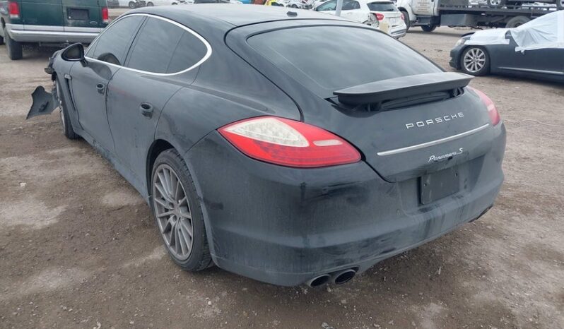 
								2013 Porsche Panamera full									