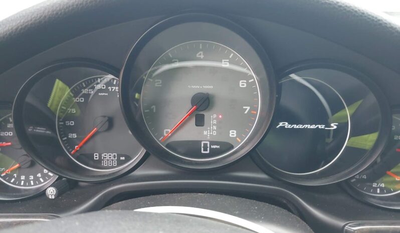 
								2013 Porsche Panamera full									