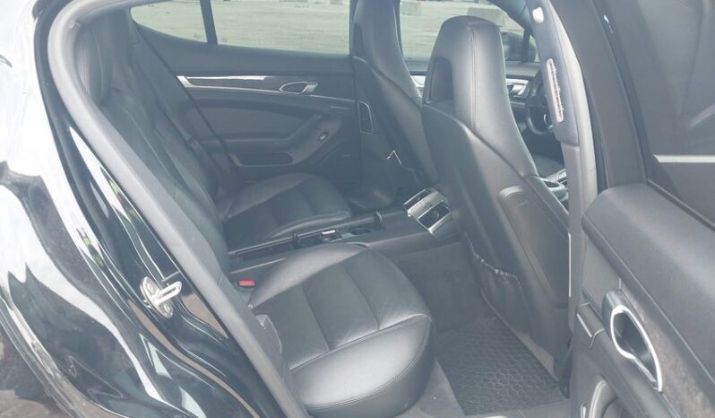 
								2013 Porsche Panamera full									