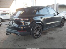 
										2021 Porsche Cayenne full									