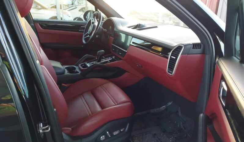 
								2021 Porsche Cayenne full									