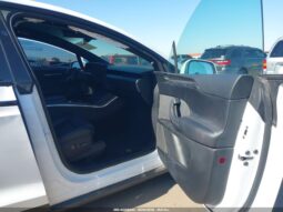 
										2022 Tesla Model x full									