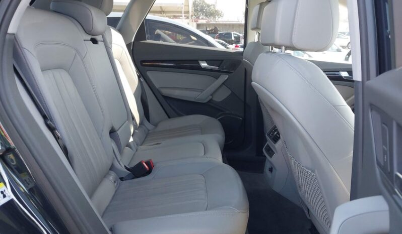 
								2020 Audi Q5 full									