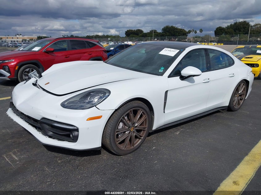 2023 Porsche Panamera