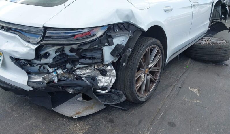 
								2023 Porsche Panamera full									