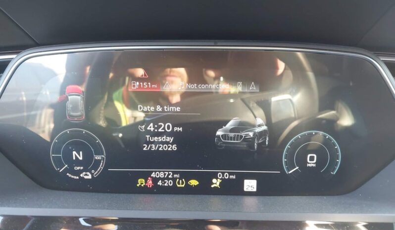 
								2019 Audi E-tron full									