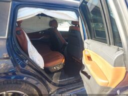 
										2022 BMW X7 full									
