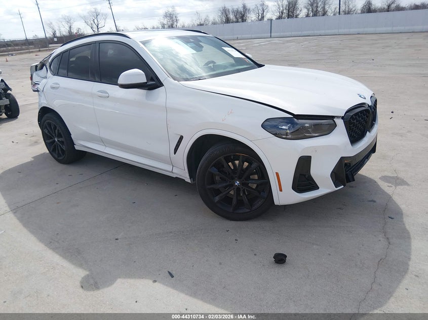 2023 BMW X4