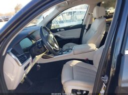 
										2021 BMW X7 full									