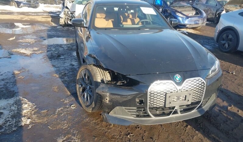 
								2025 BMW I4 full									