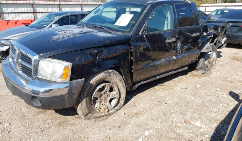 
								2005 Dodge Dakota full									