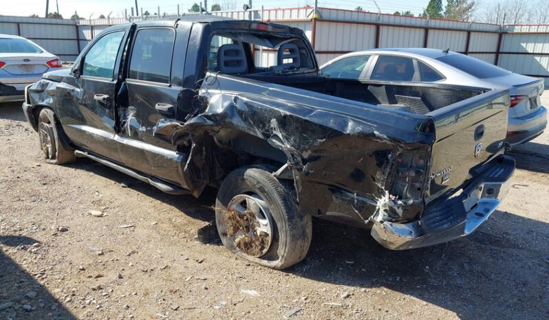 
								2005 Dodge Dakota full									