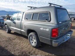 
										2005 Dodge Dakota full									