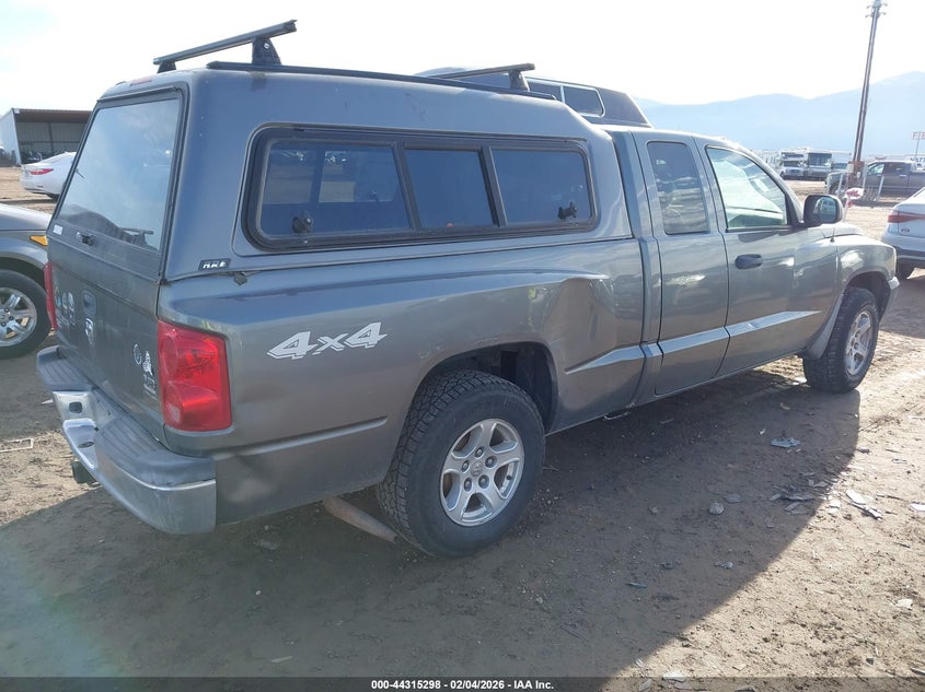 2005 Dodge Dakota