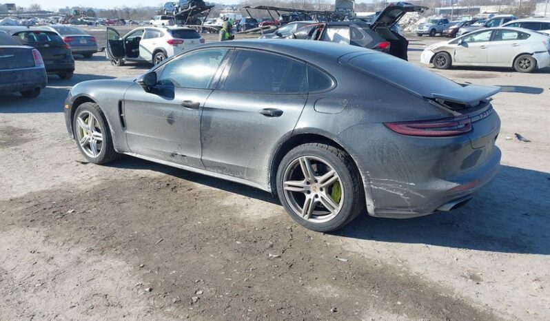 
								2018 Porsche Panamera full									