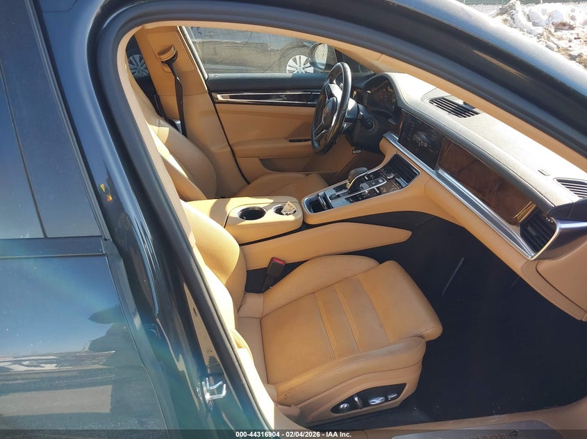 2018 Porsche Panamera
