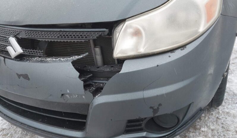 
								2009 Suzuki Sx4 full									