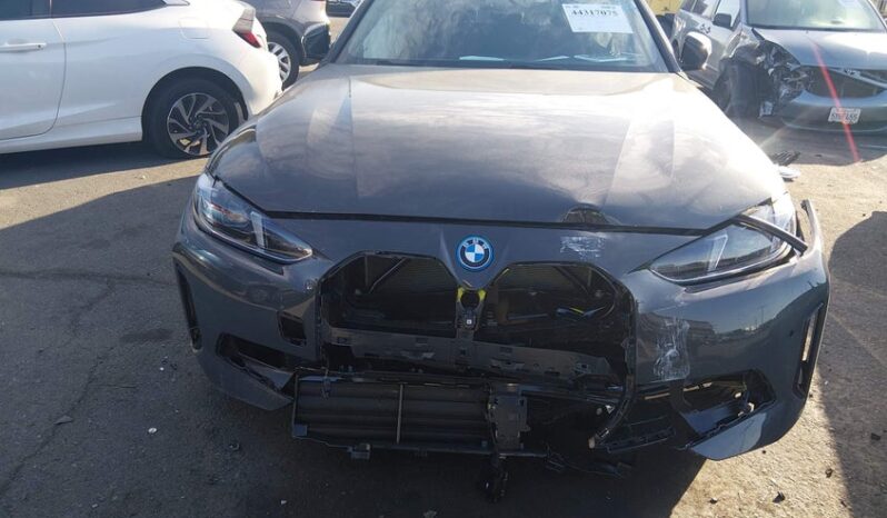 
								2025 BMW I4 full									