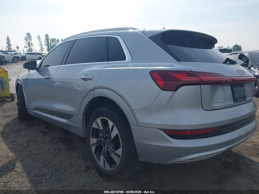 2022 Audi E-tron