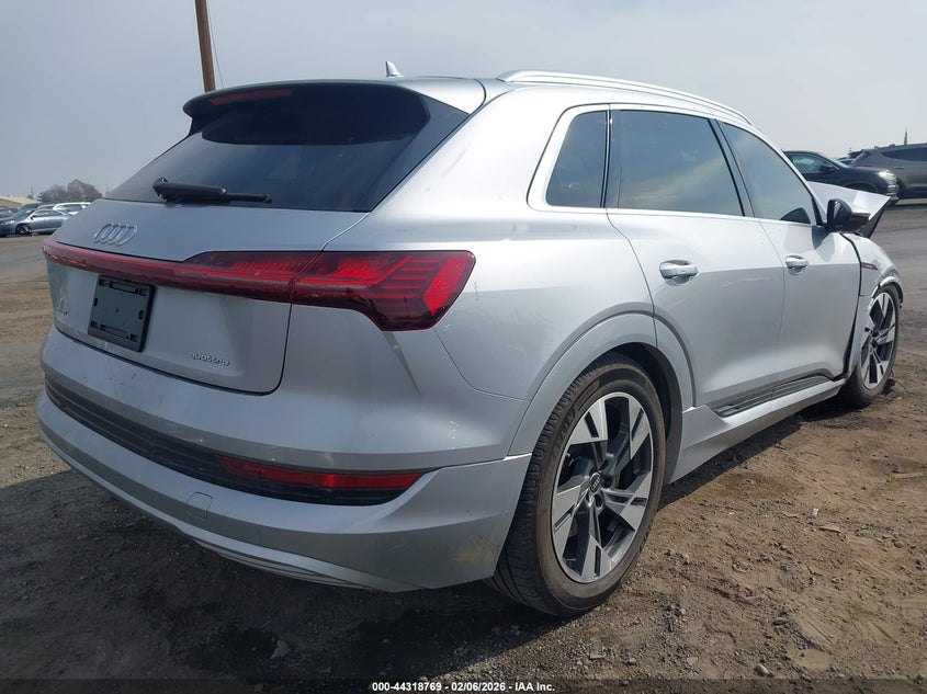 2022 Audi E-tron