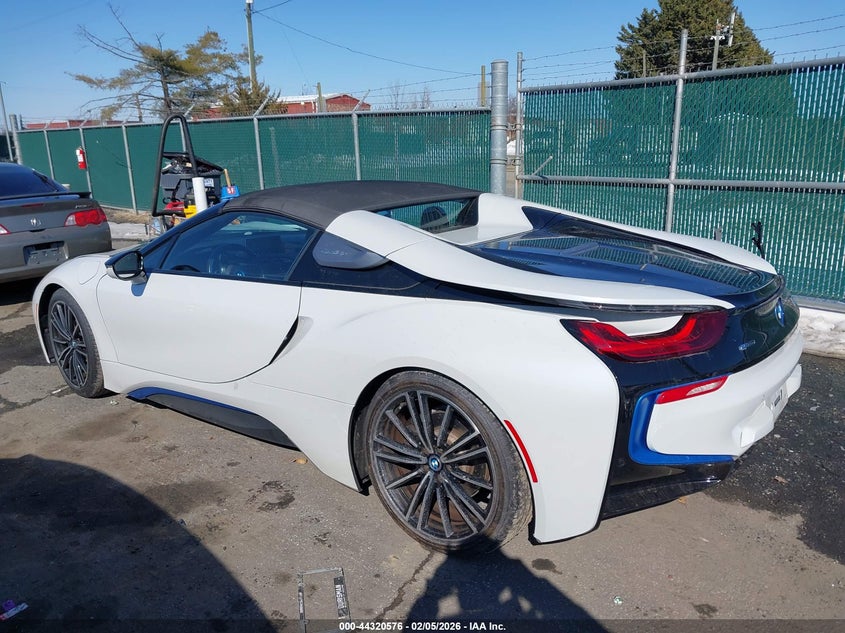 2019 BMW I8