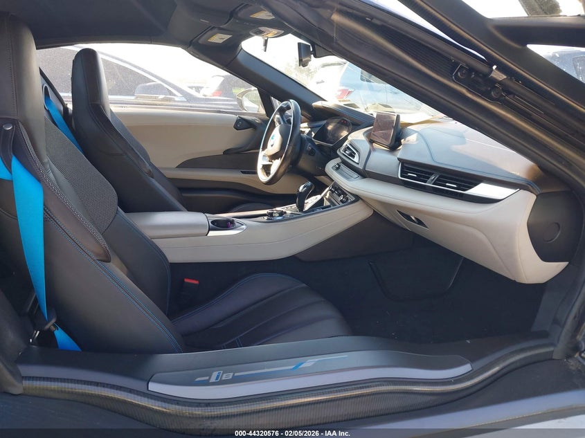 2019 BMW I8