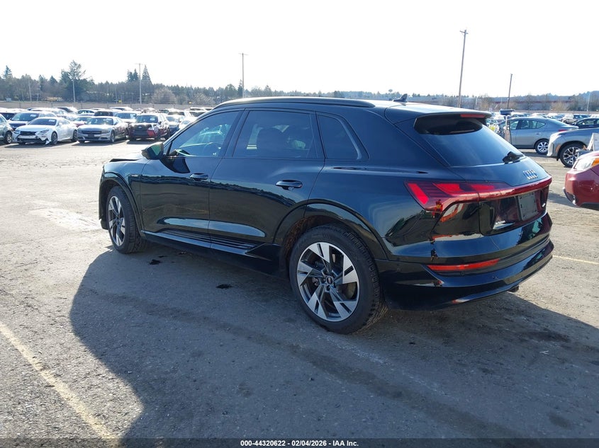 2022 Audi E-tron