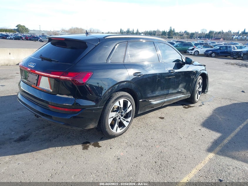 2022 Audi E-tron