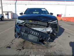 
										2022 Audi E-tron full									