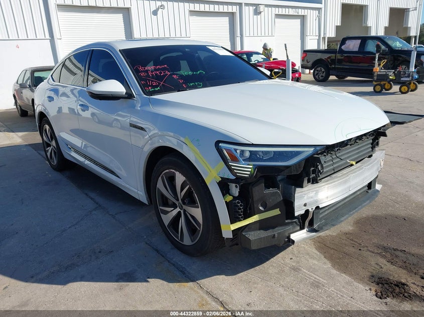 2024 Audi Q8