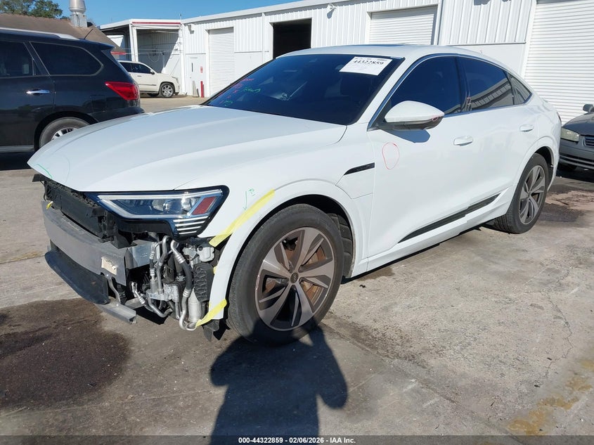 2024 Audi Q8
