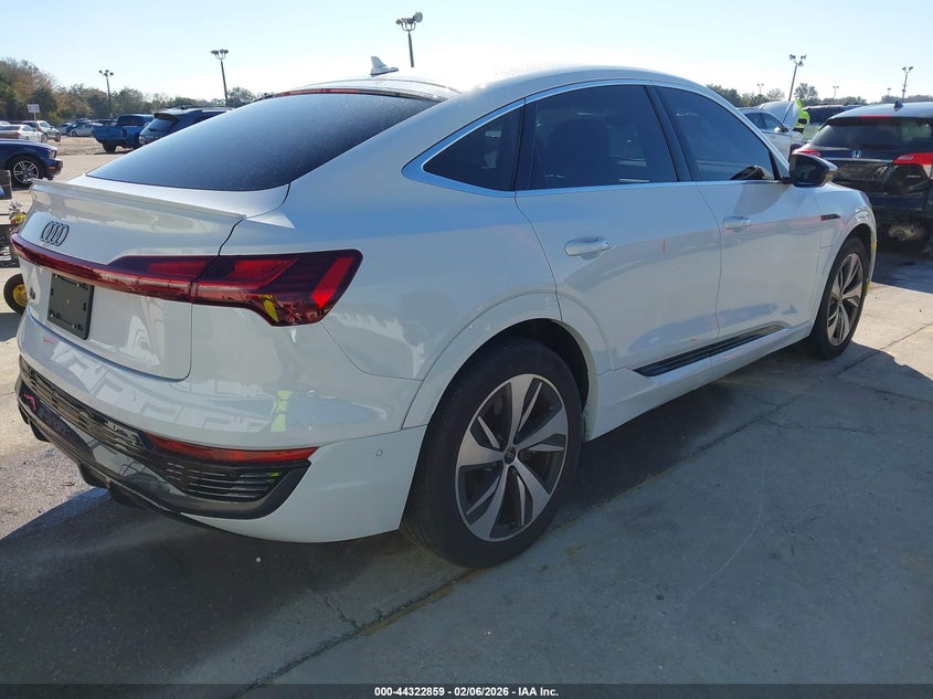 2024 Audi Q8