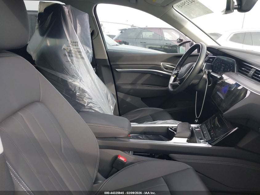 2024 Audi Q8