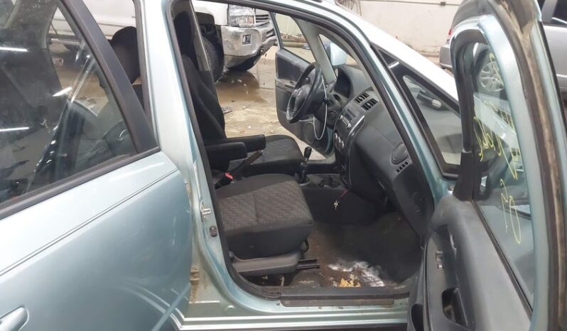 
								2009 Suzuki Sx4 full									