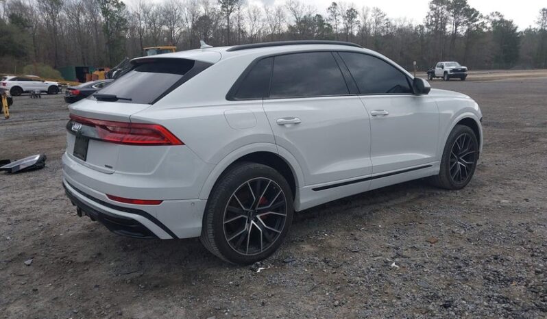 
								2020 Audi Q8 full									