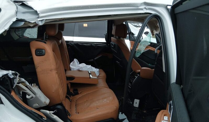 
								2022 BMW X7 full									