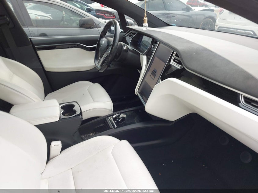 2016 Tesla Model x