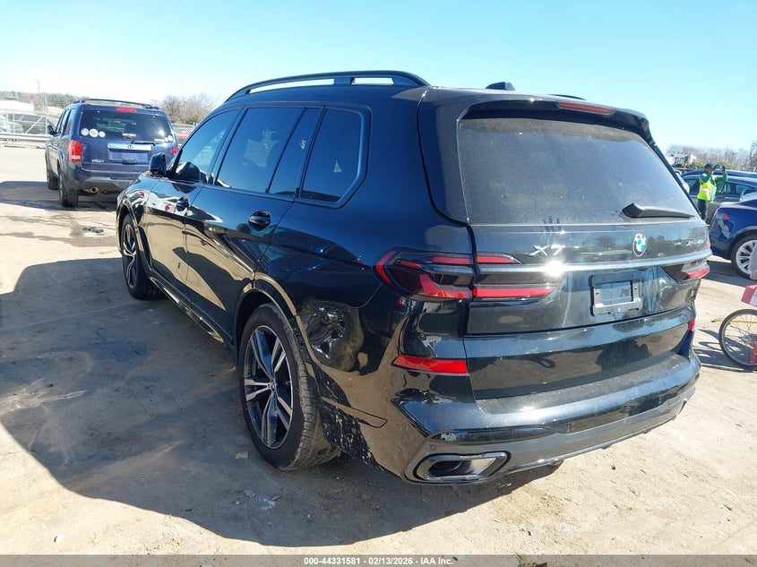 2026 BMW X7