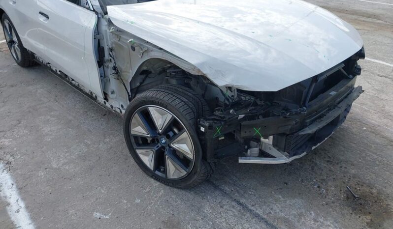 
								2023 BMW I4 full									