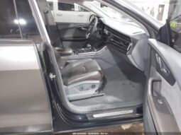 
										2019 Audi Q8 full									